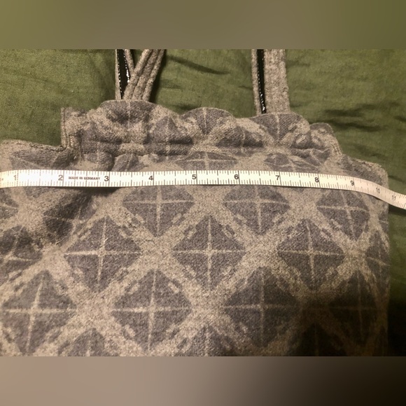 😍 BOTTEGA VENETA *VINTAGE* DESIGNER GREY PRINTED CASHMERE WOOL SHOULDER BAG! 🤩 - Picture 5 of 8